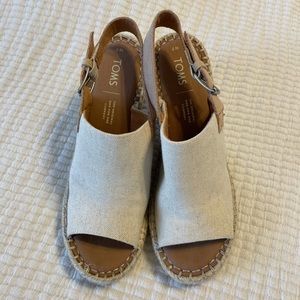 Toms Espadrilles // 4.75” wedge heel // SZ 7
